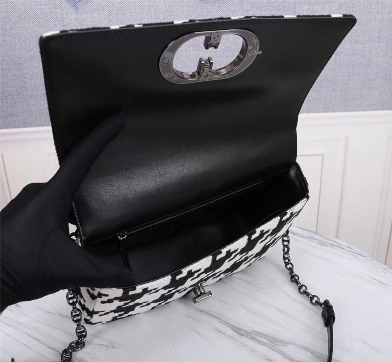 Christian Dior Montaigne Bags